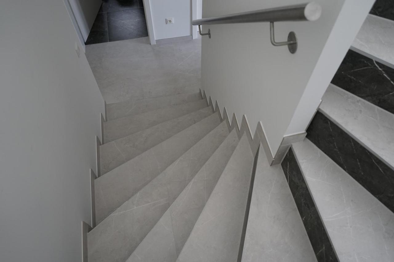 Apartment Dm