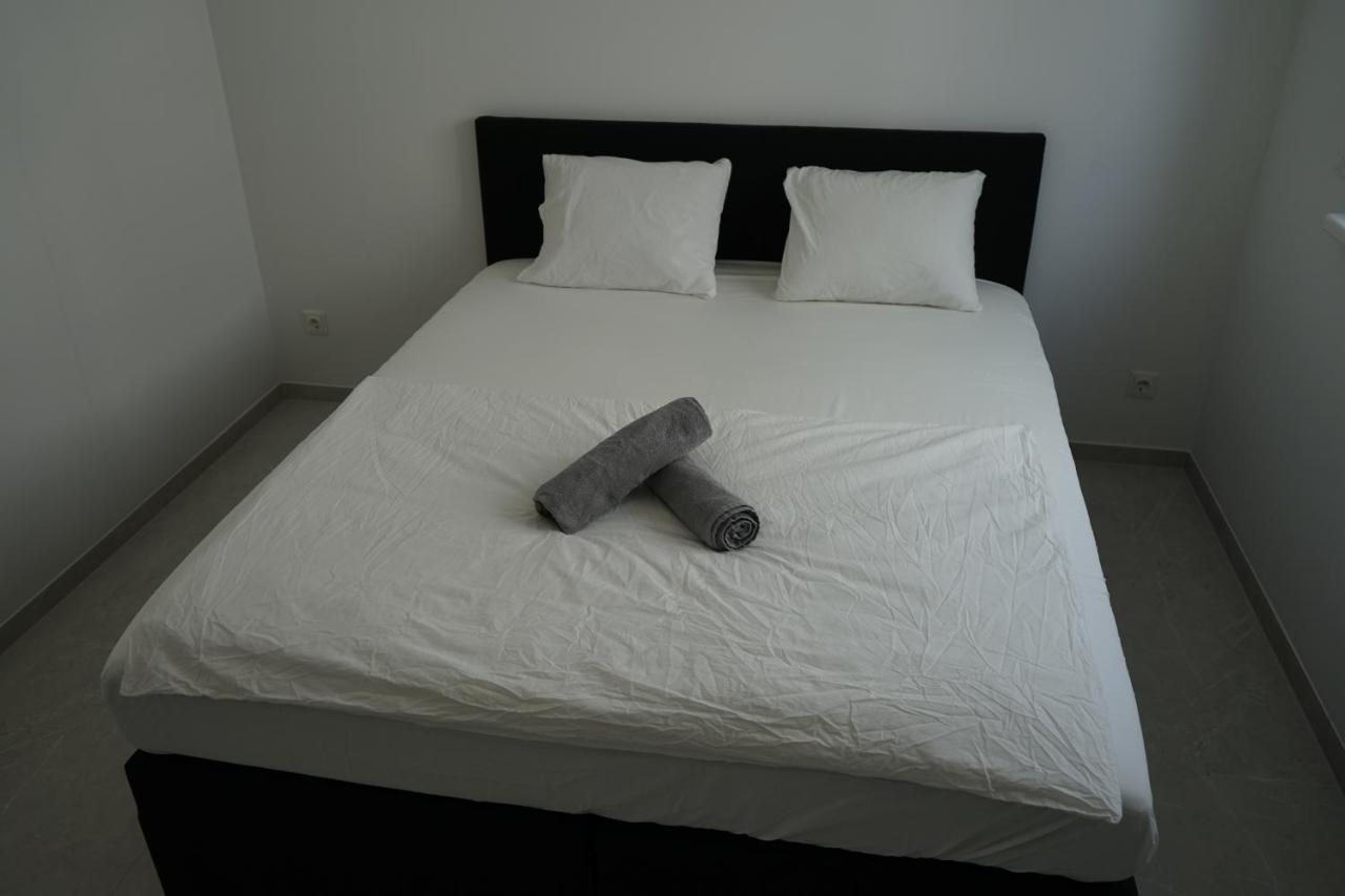 Dm Apartment *